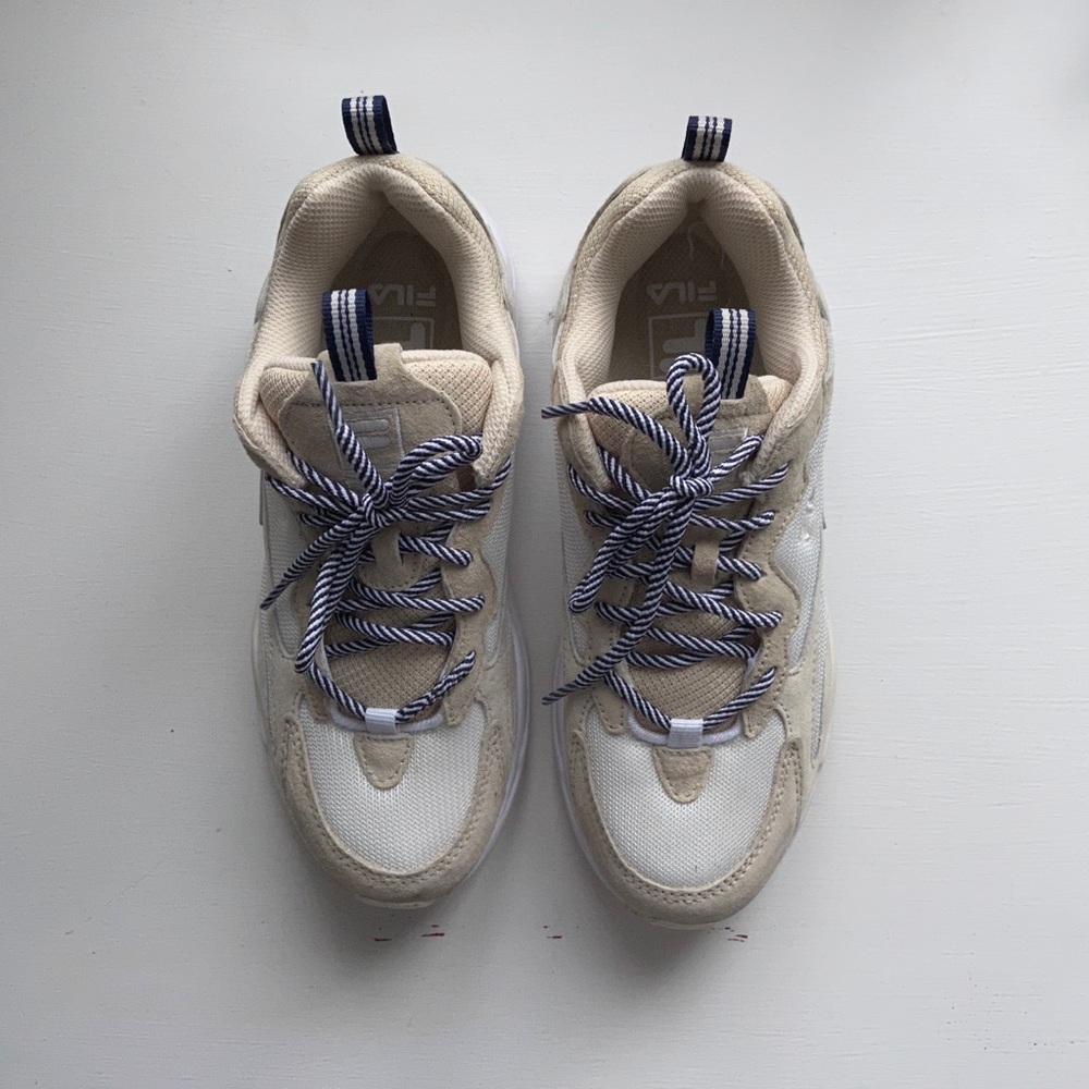 FILA Tracer Ray Chunky Sneaker